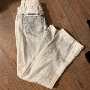 Stylish White and Gray Jeans